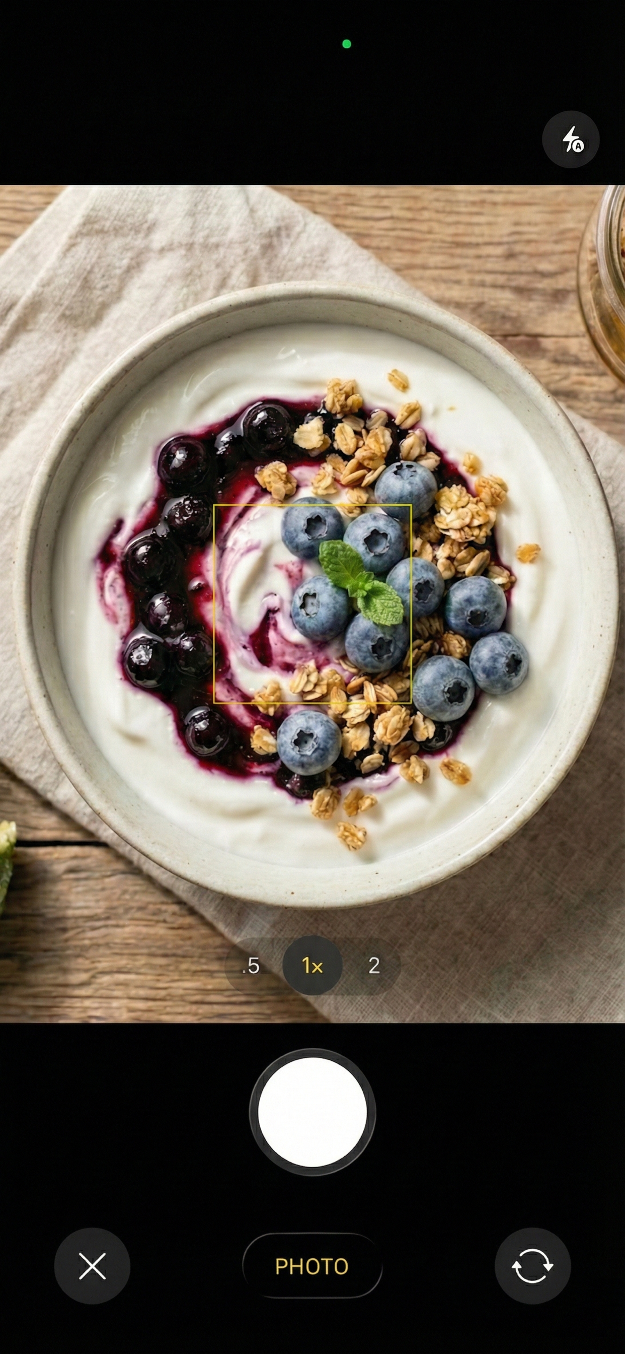 Hondo CalFit Tracker camera screen for snapping food photos